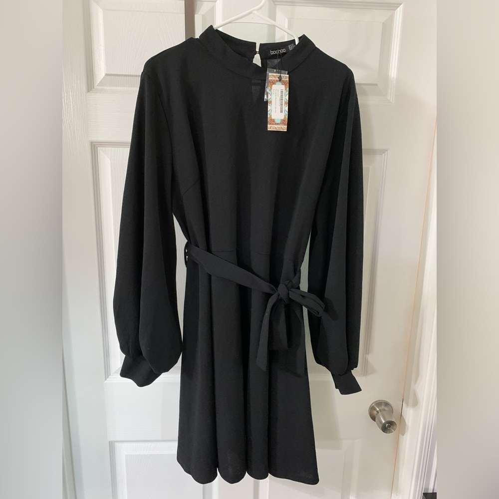 Brand new!! Boohoo 16 plus skater dress